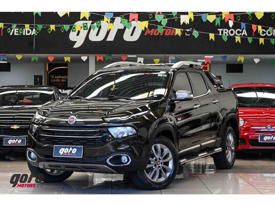 FIAT TORO 2.0 16V TURBO DIESEL RANCH 4WD AT9 FIAT TORO 2.0 16V TURBO DIESEL RANCH 4WD AT9